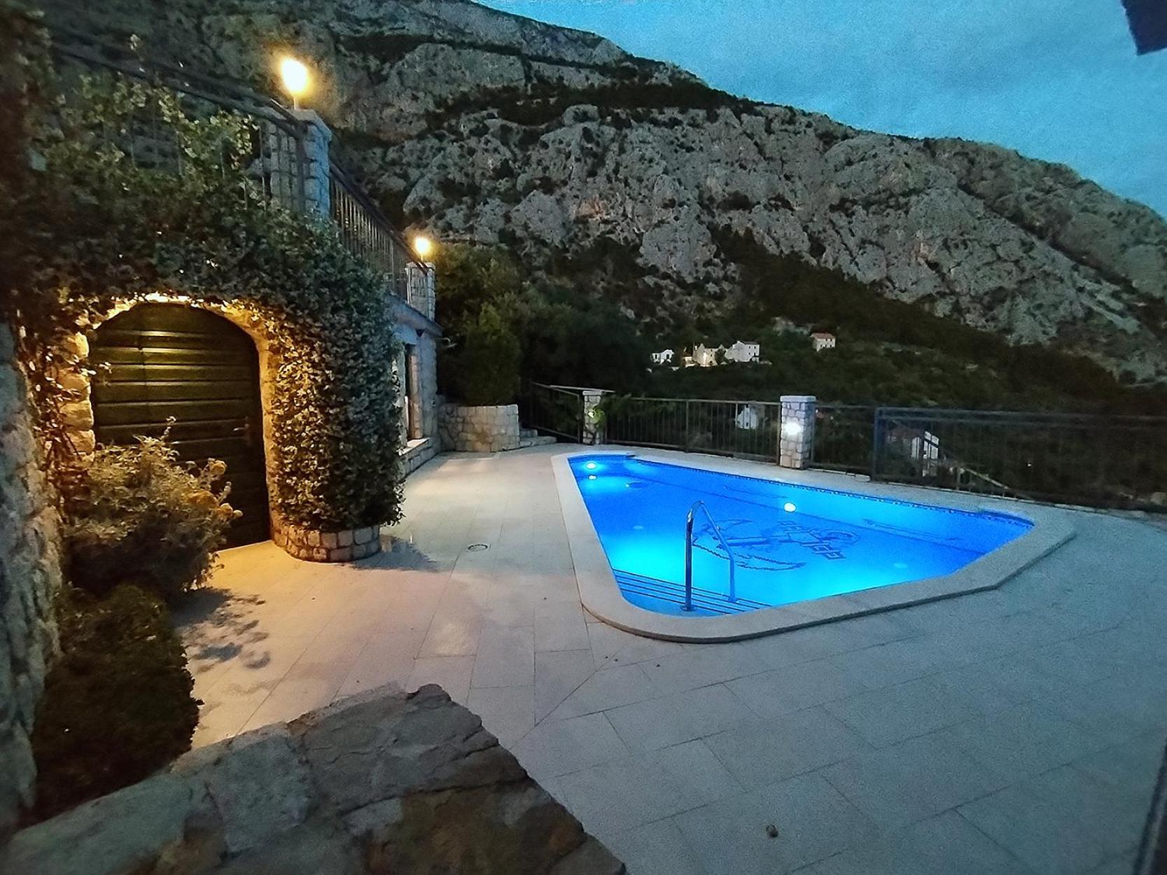 Villa Bepo I Ivo Makarska Bagian luar foto