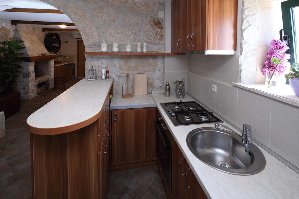 Villa Bepo I Ivo Makarska Ruang foto